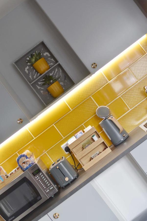 Modern Luxury 1 Bed Apartment With Parking Near Stansted Airport Stansted Mountfitchet Eksteriør bilde